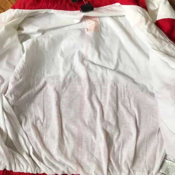 NWT puma red and white sweater/ jacket size YL - Picture 6 of 7